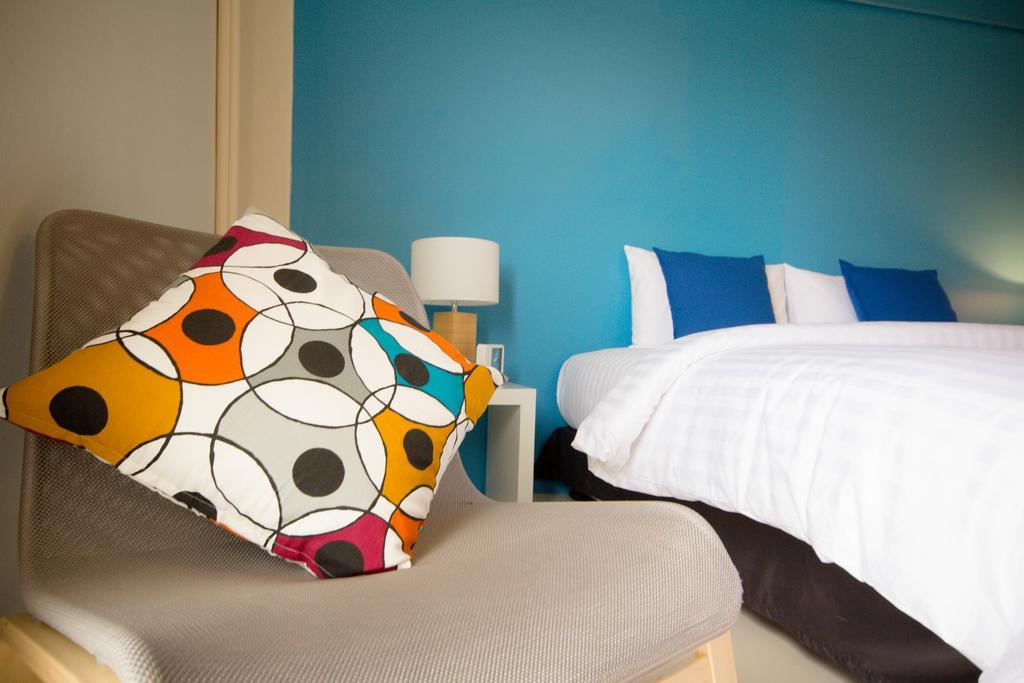 קראבי Oyes Hostel חדר תמונה