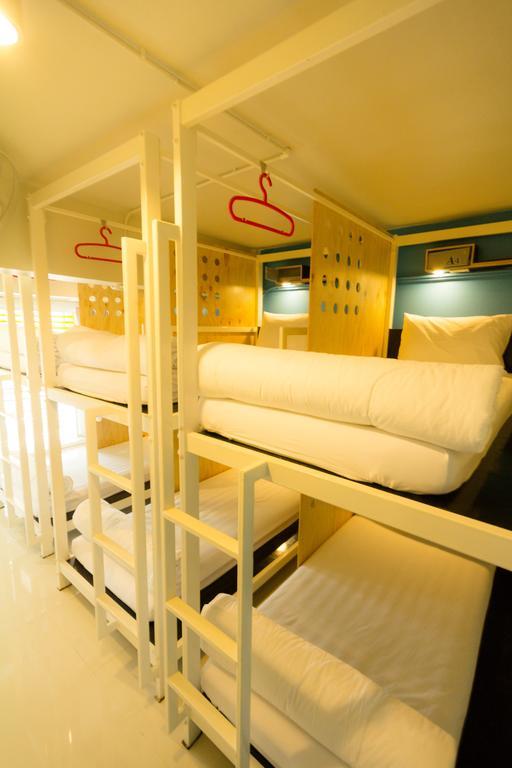 קראבי Oyes Hostel חדר תמונה